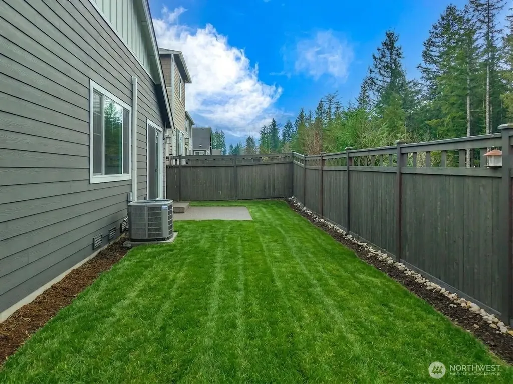 32709 Ash Avenue SE Black Diamond WA 98010