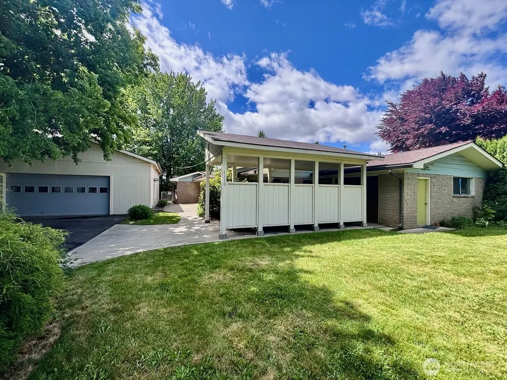 1116 E 1st Avenue Ellensburg WA 98926