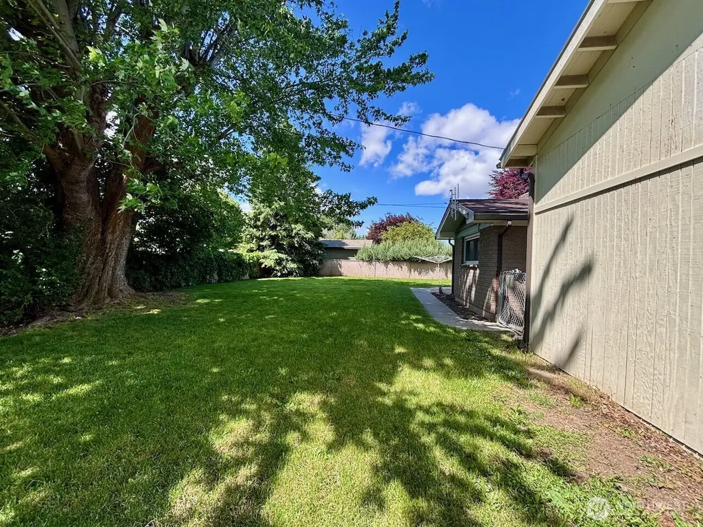 1116 E 1st Avenue Ellensburg WA 98926