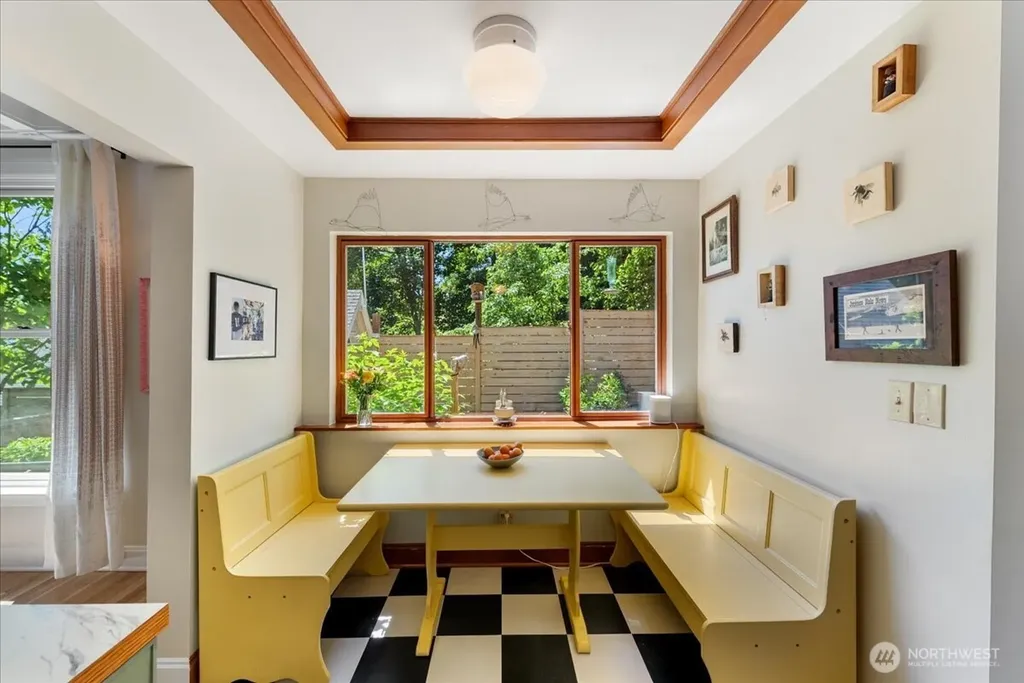 123 31st Avenue Seattle WA 98122