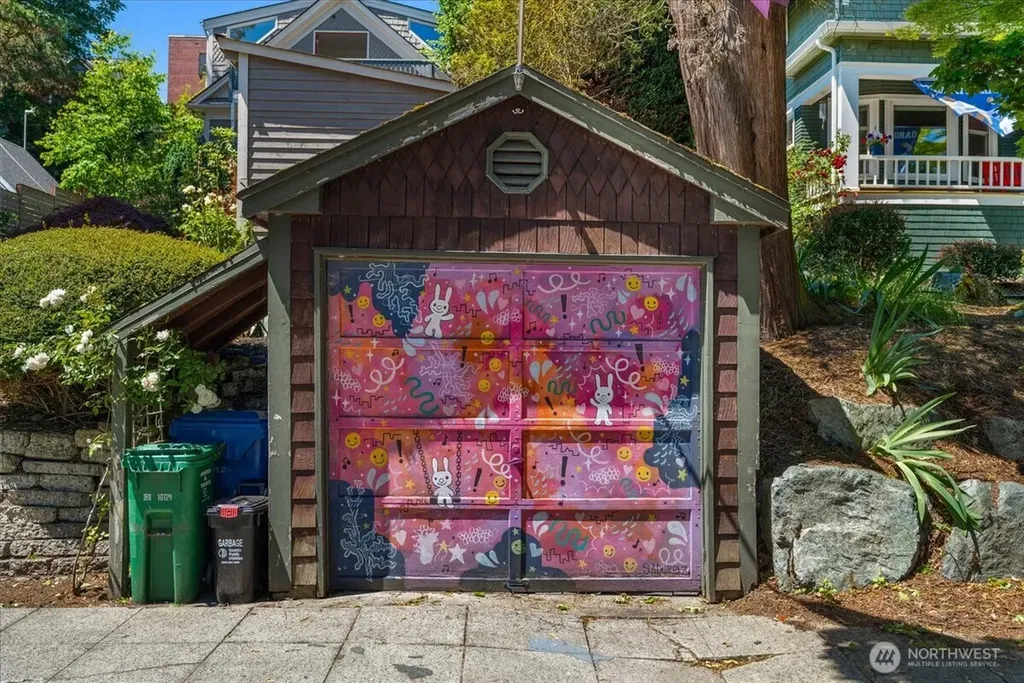 123 31st Avenue Seattle WA 98122
