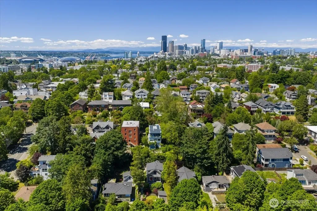123 31st Avenue Seattle WA 98122