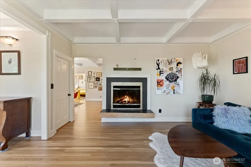 123 31st Avenue Seattle WA 98122
