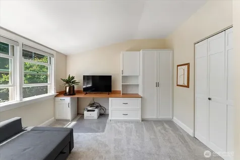 123 31st Avenue Seattle WA 98122
