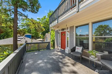 123 31st Avenue Seattle WA 98122