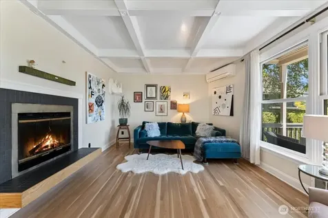 123 31st Avenue Seattle WA 98122