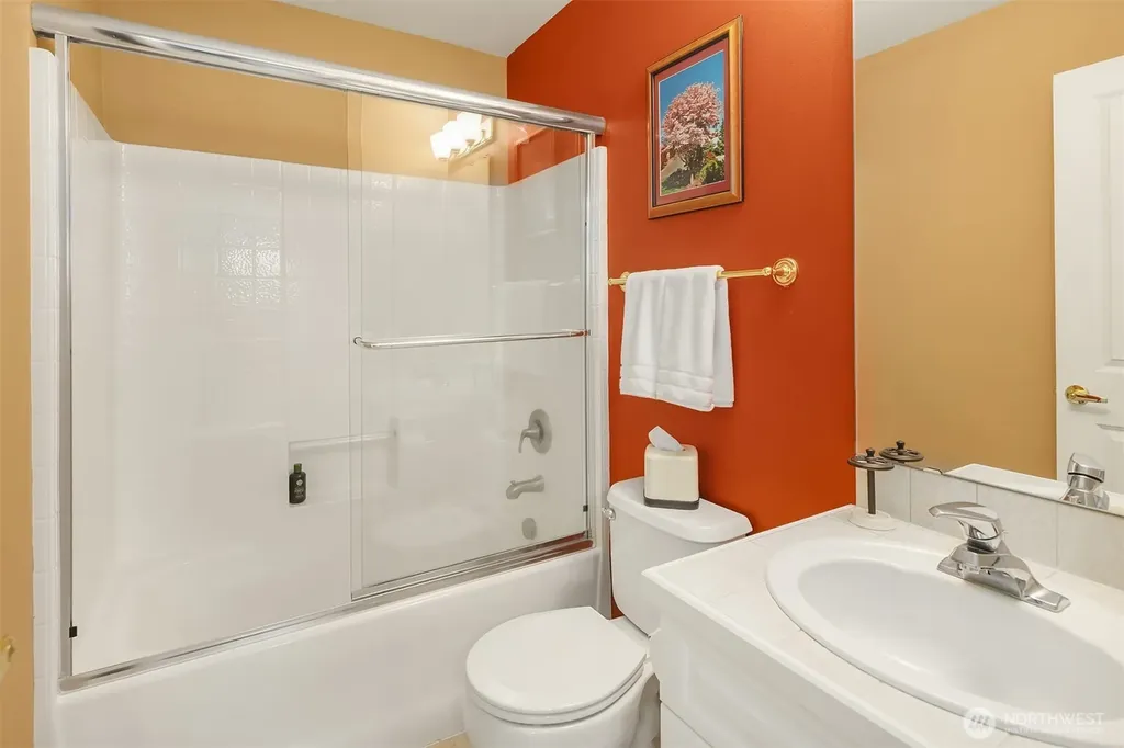 23748 SE 36th Lane Sammamish WA 98029