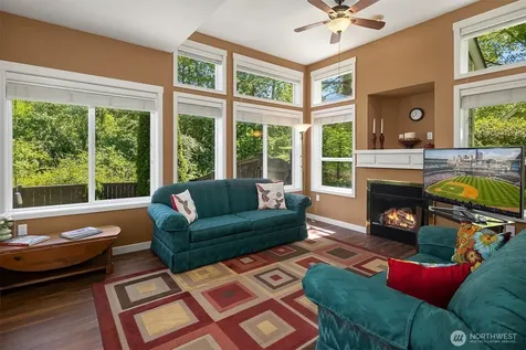 23748 SE 36th Lane Sammamish WA 98029