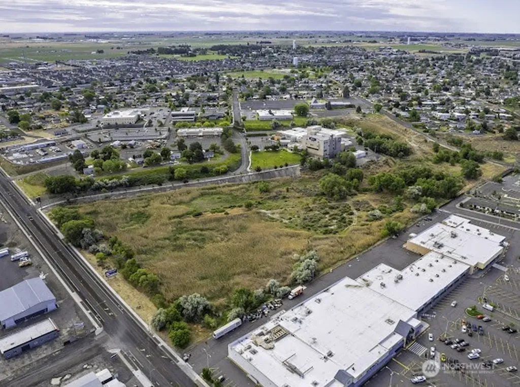 0 0 Riviera Moses Lake WA 98837