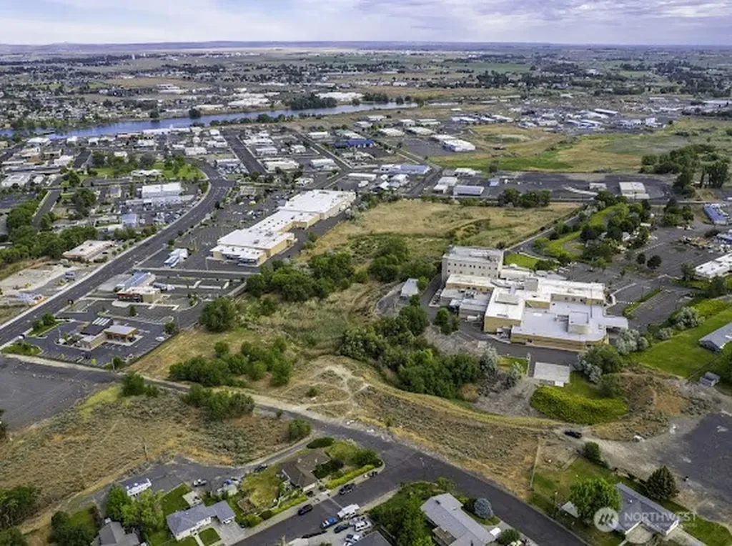 0 0 Riviera Moses Lake WA 98837