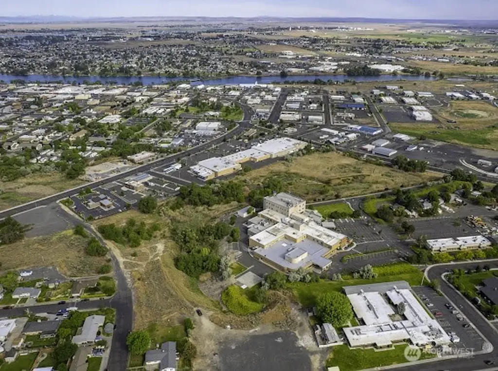 0 0 Riviera Moses Lake WA 98837