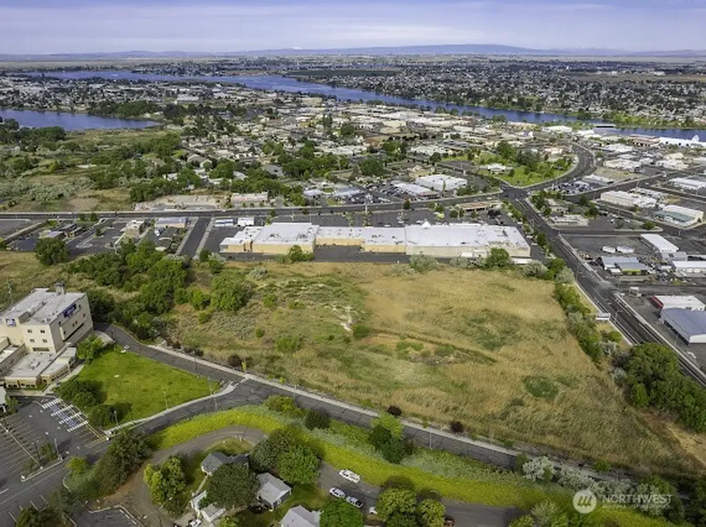 0 0 Riviera Moses Lake WA 98837
