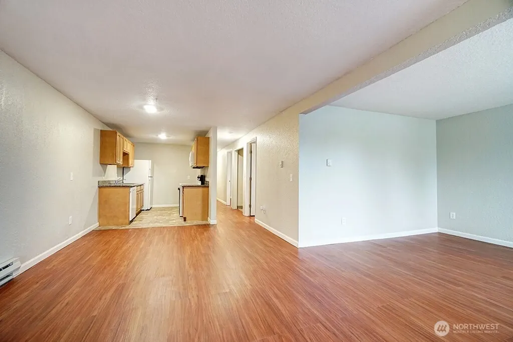 15409 9th Avenue SW Burien WA 98166