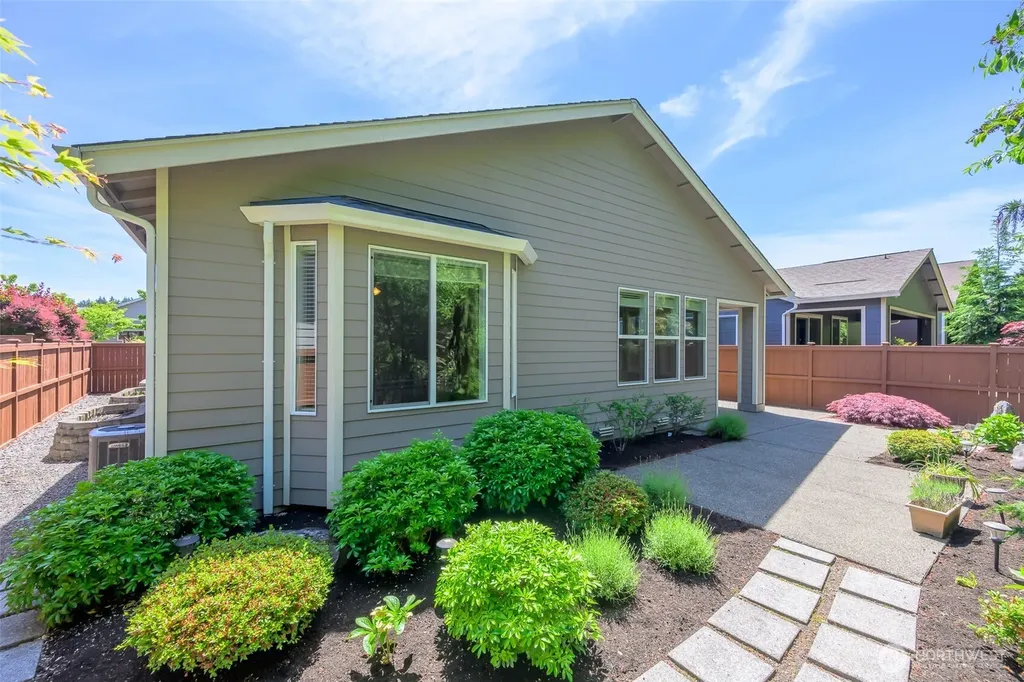 4901 Orcas Street NE Lacey WA 98516
