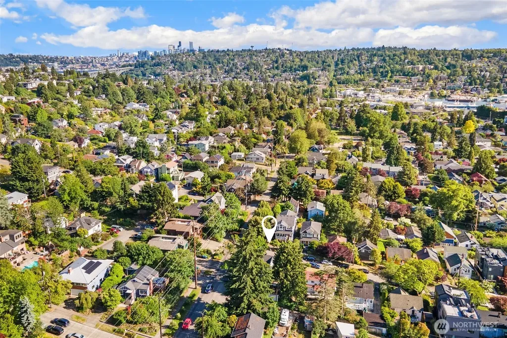 300 47th Street Seattle WA 98107