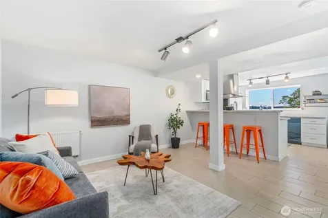 300 47th Street Seattle WA 98107