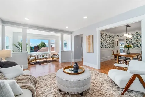 300 47th Street Seattle WA 98107