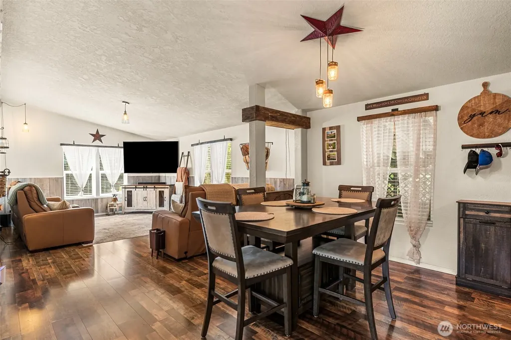 136 29th Street NW East Wenatchee WA 98802
