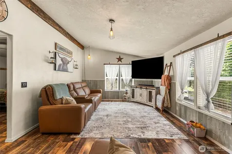 136 29th Street NW East Wenatchee WA 98802