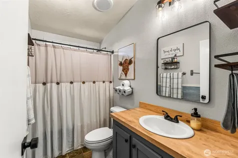 136 29th Street NW East Wenatchee WA 98802