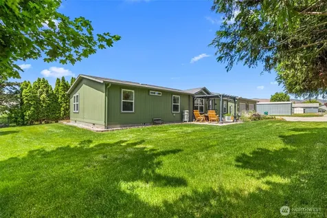 136 29th Street NW East Wenatchee WA 98802