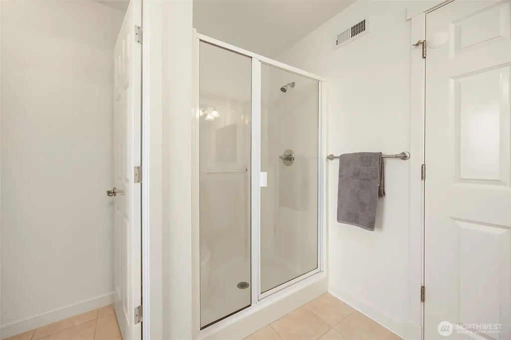 1906 Juneberry Court NE Issaquah WA 98029