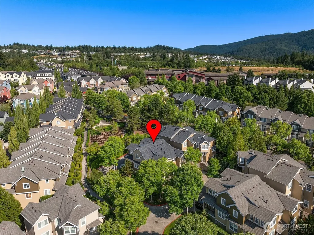 1906 Juneberry Court NE Issaquah WA 98029
