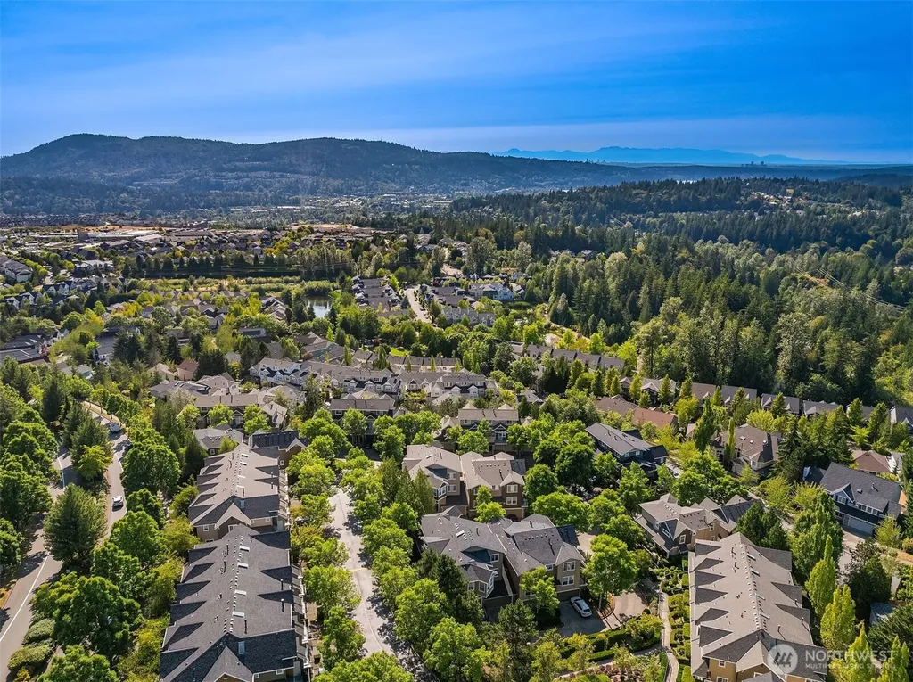 1906 Juneberry Court NE Issaquah WA 98029