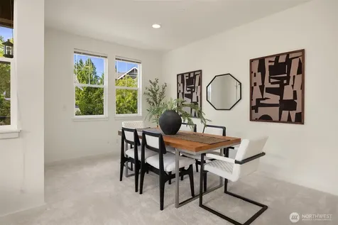 1906 Juneberry Court NE Issaquah WA 98029