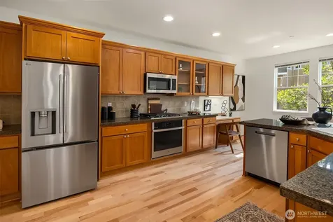 1906 Juneberry Court NE Issaquah WA 98029