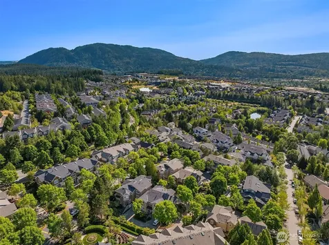 1906 Juneberry Court NE Issaquah WA 98029