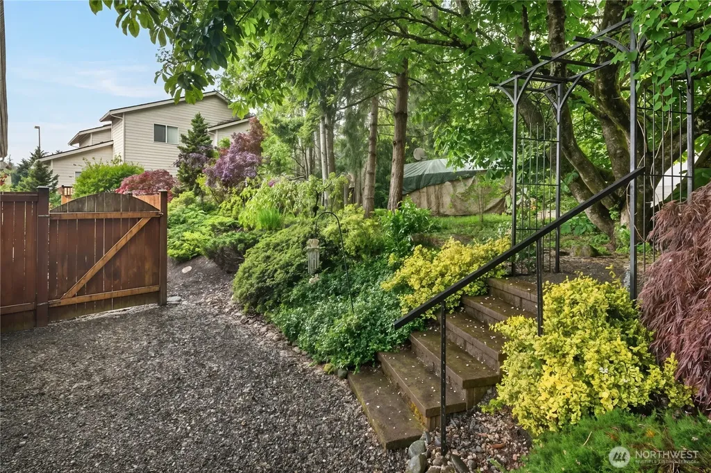 2515 141st Place SW Lynnwood WA 98087