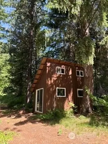 19045 Gill Creek Lake Wenatchee WA 98826
