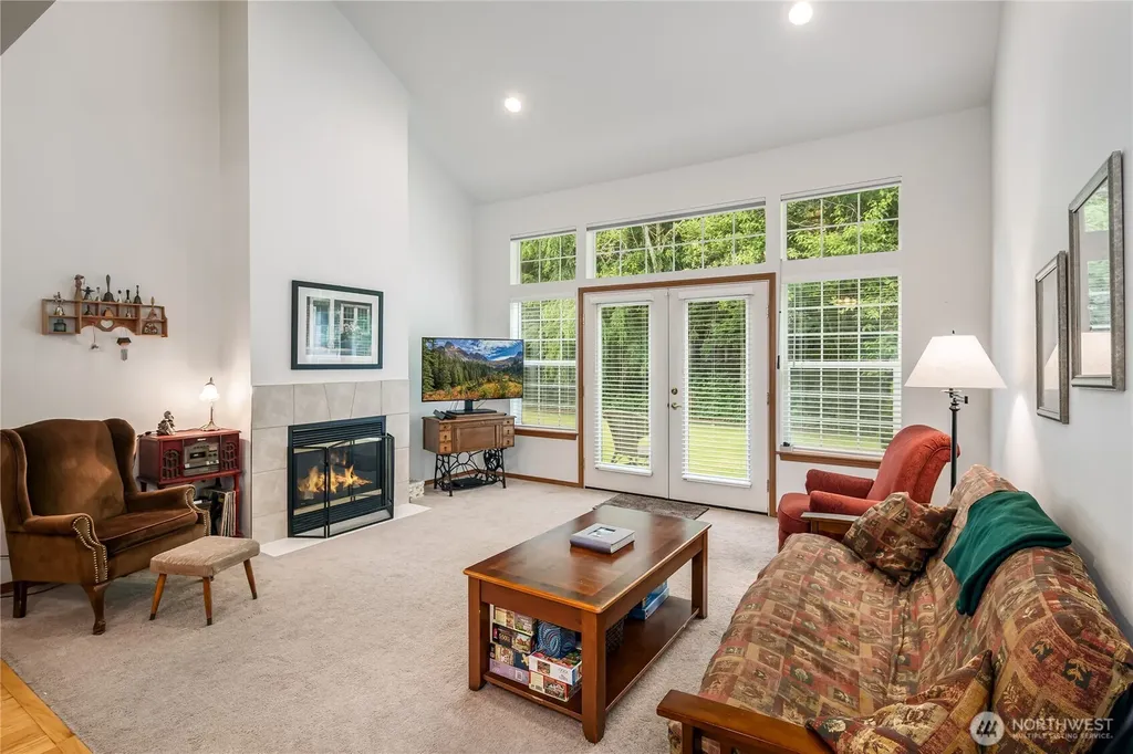 2213 James Circle Lynden WA 98264