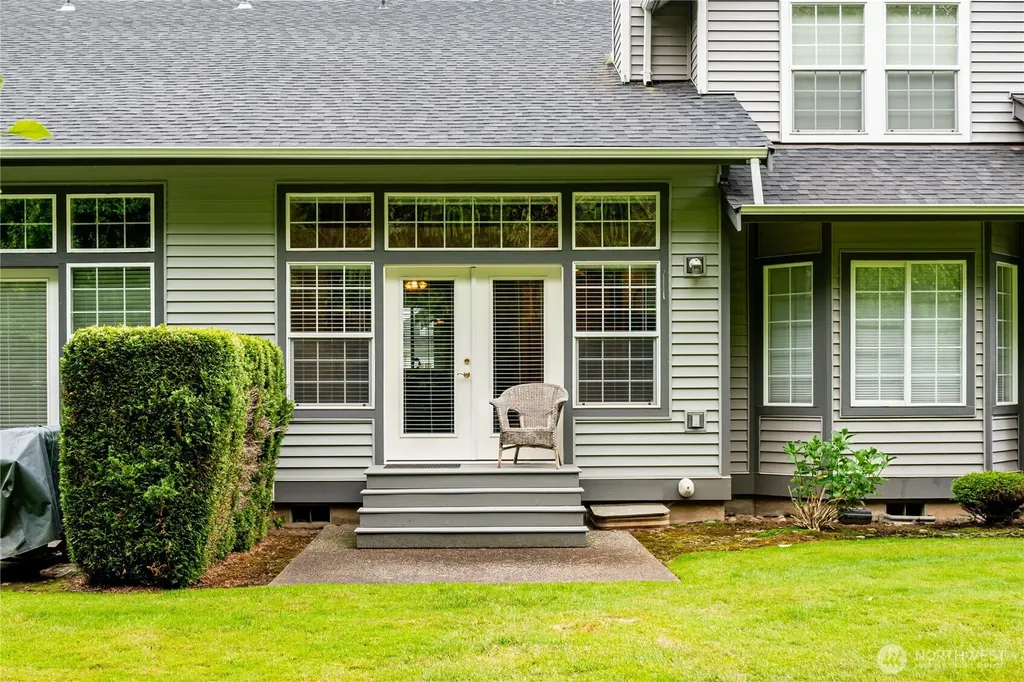 2213 James Circle Lynden WA 98264