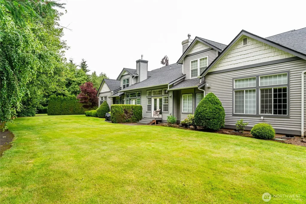 2213 James Circle Lynden WA 98264