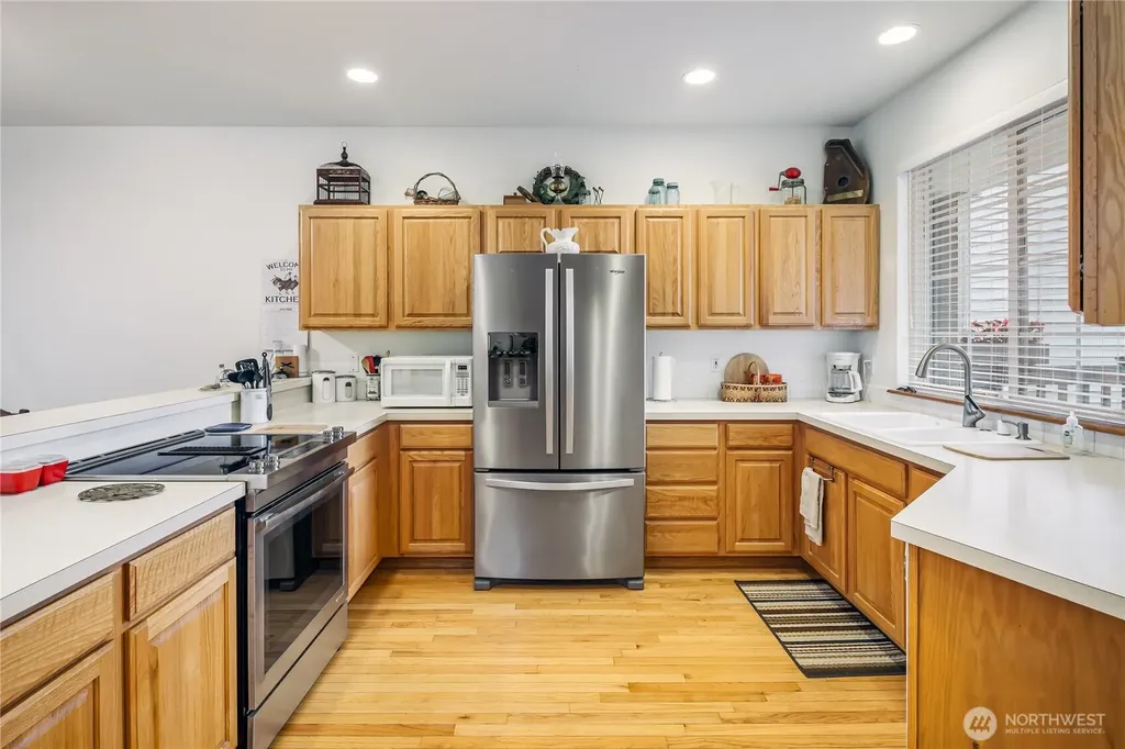 2213 James Circle Lynden WA 98264