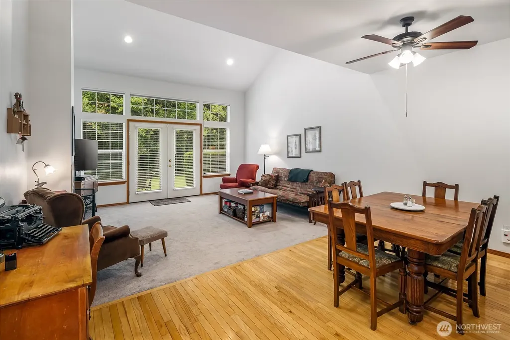 2213 James Circle Lynden WA 98264