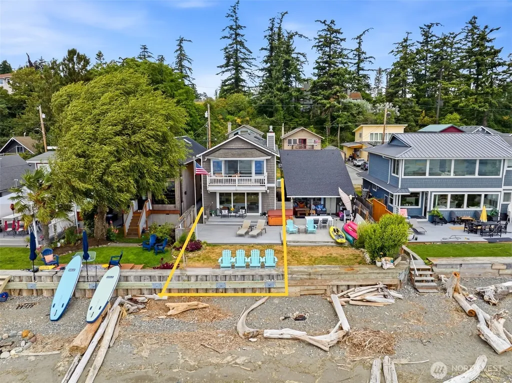 868 Juniper Pointe Lane Camano Island WA 98282