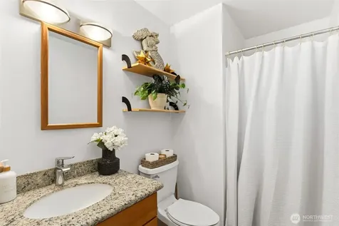 868 Juniper Pointe Lane Camano Island WA 98282