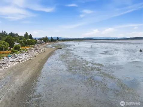 868 Juniper Pointe Lane Camano Island WA 98282