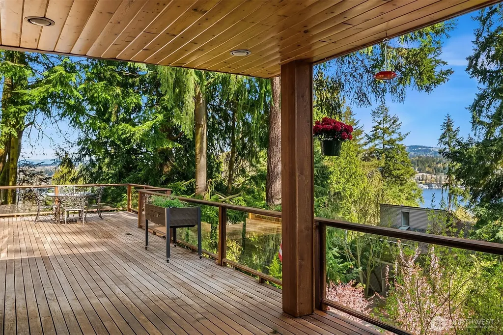 5021 E Mercer Way Mercer Island WA 98040