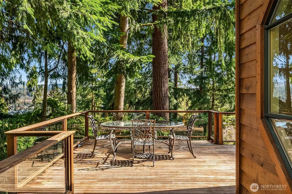 5021 E Mercer Way Mercer Island WA 98040