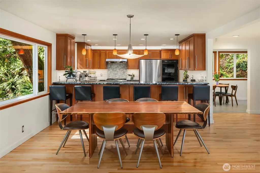 5021 E Mercer Way Mercer Island WA 98040