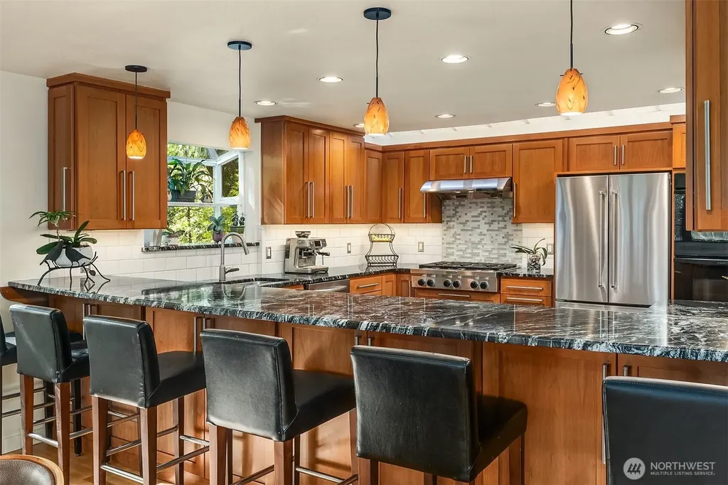 5021 E Mercer Way Mercer Island WA 98040