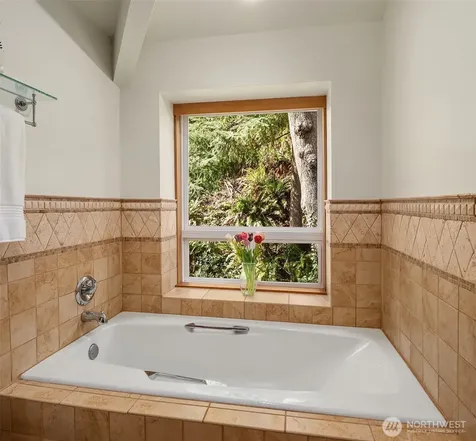 5021 E Mercer Way Mercer Island WA 98040