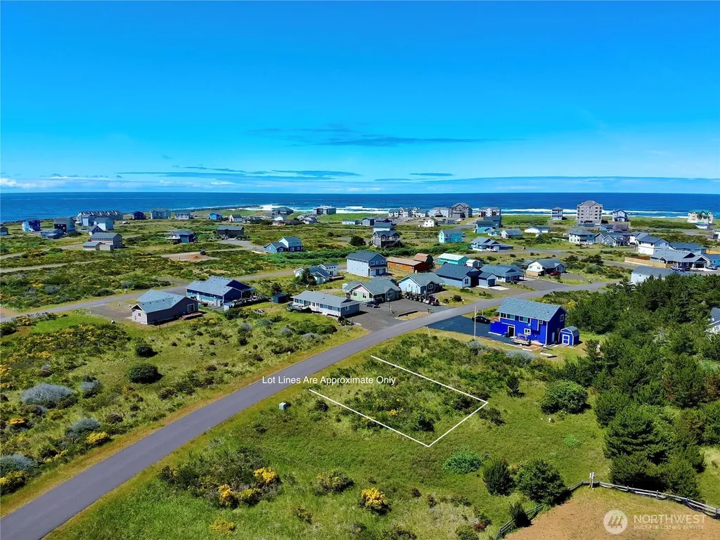 444 S Portal Loop SW Ocean Shores WA 98569