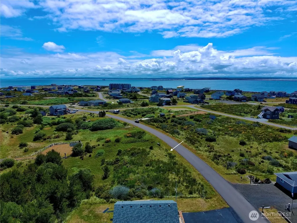444 S Portal Loop SW Ocean Shores WA 98569