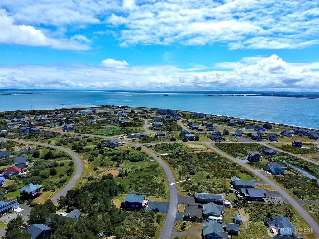 444 S Portal Loop SW Ocean Shores WA 98569