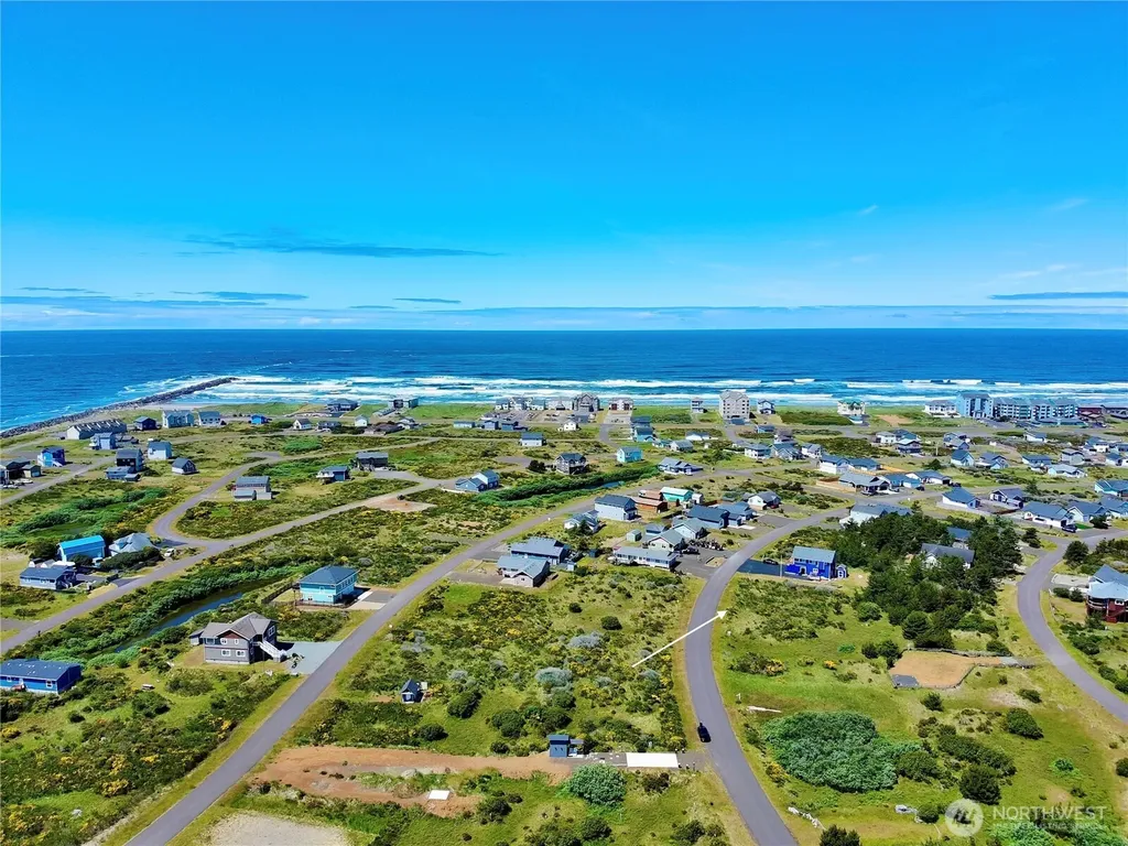 444 S Portal Loop SW Ocean Shores WA 98569